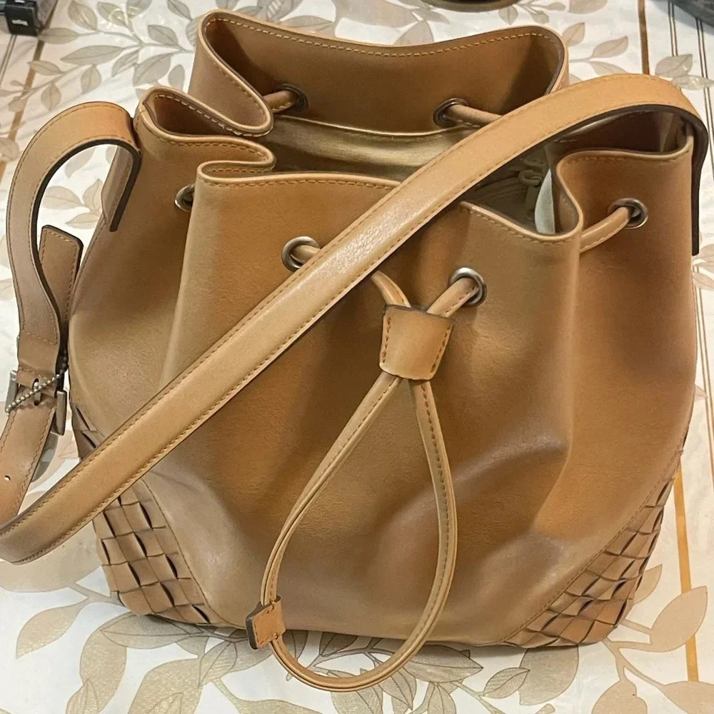 Tan Leather Drawstring Bucket Bag - Women's Shoulder Purse